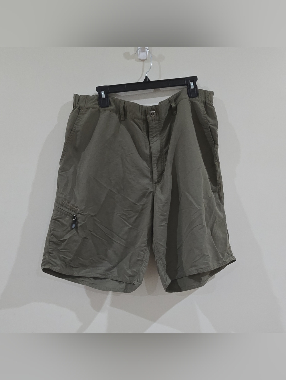 Outdoors Patagonia Casual Green Polyamide Men Shorts with Pockets Zipper sz 38